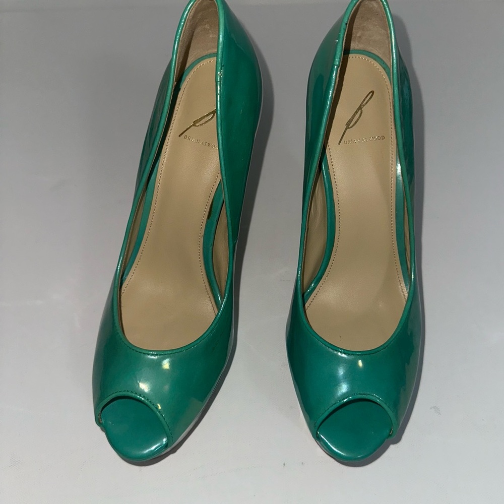 Iconic Y2K Turquoise teal Aqua Green Shiny Paten leather B Brian Atwood Pumps - Picture 2 of 8